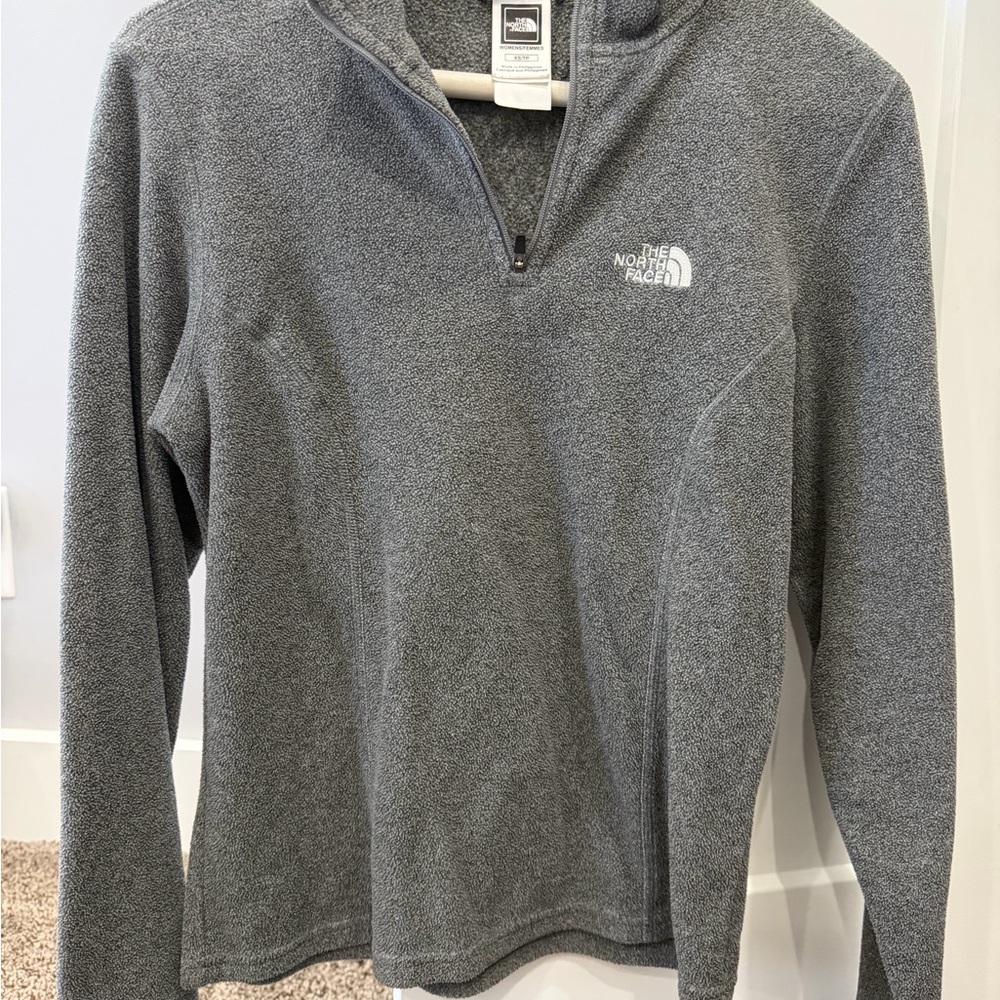 The North Face Women’s Gray Quarter-Zip Fleece Pullover